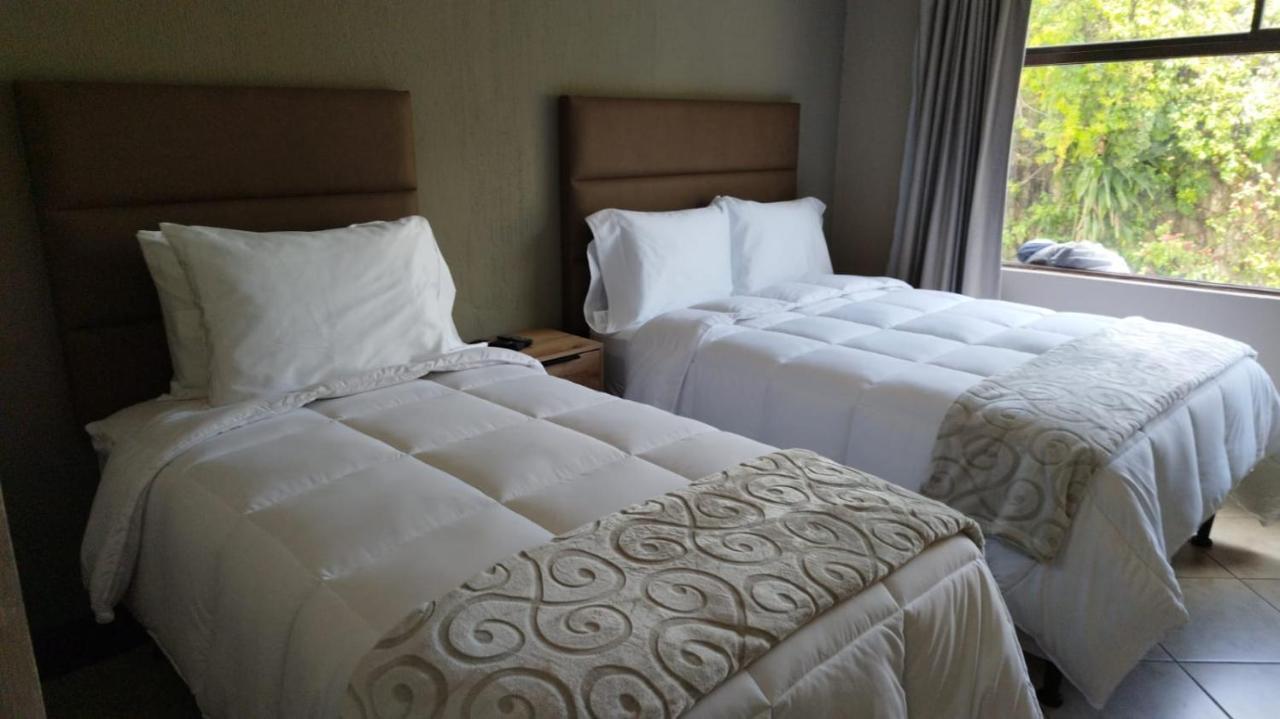 L'Aurora Inn Hostal Гватемала Экстерьер фото