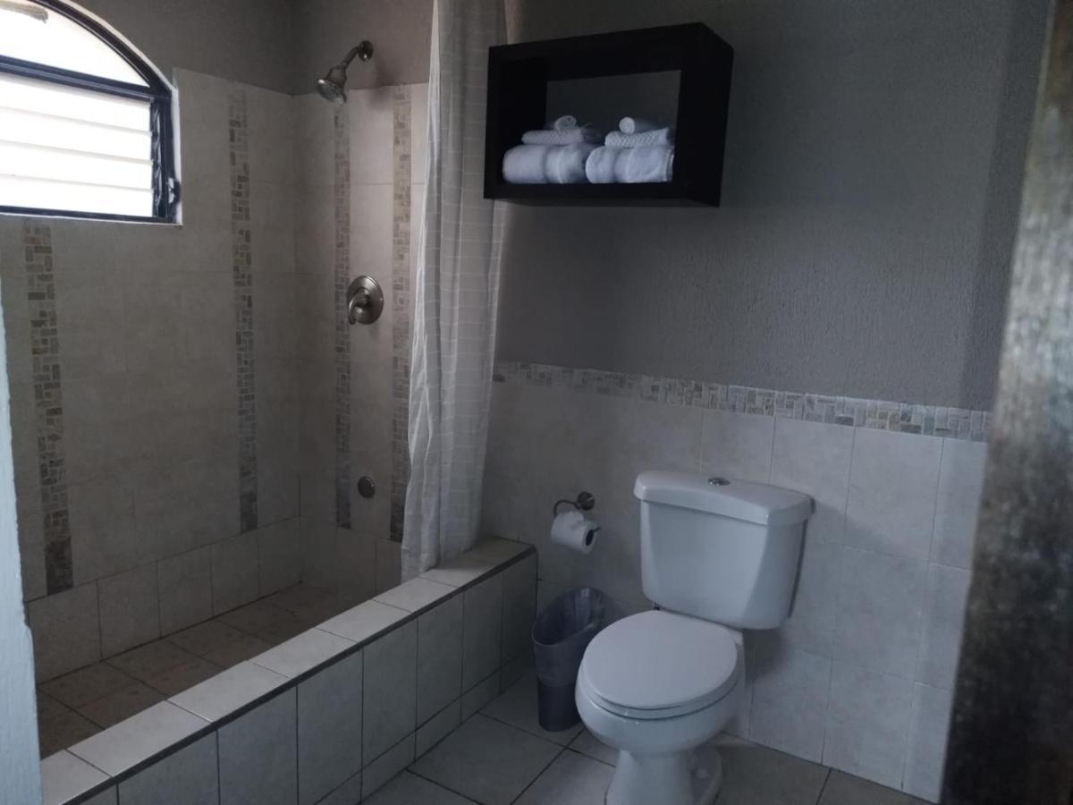 L'Aurora Inn Hostal Гватемала Экстерьер фото